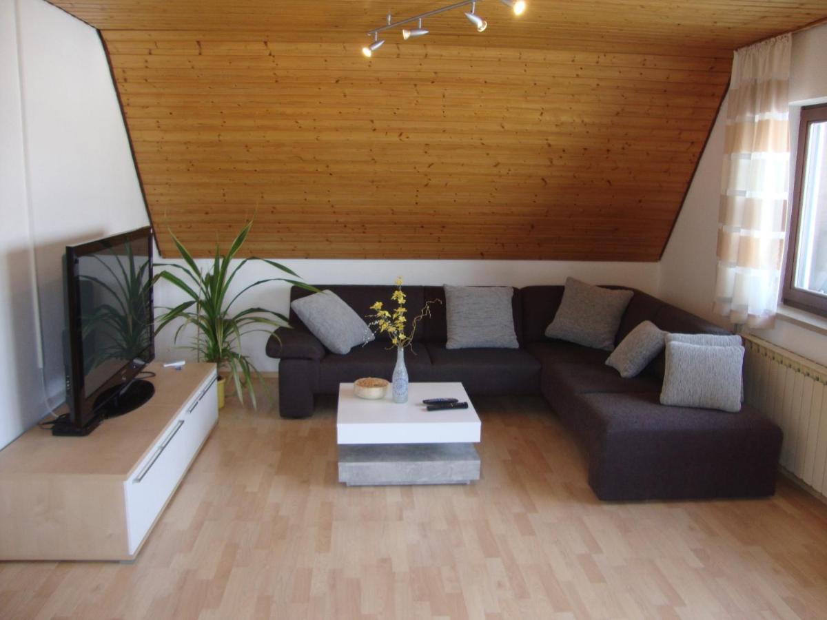Apartmán Haus Reif Dombuhl Exteriér fotografie